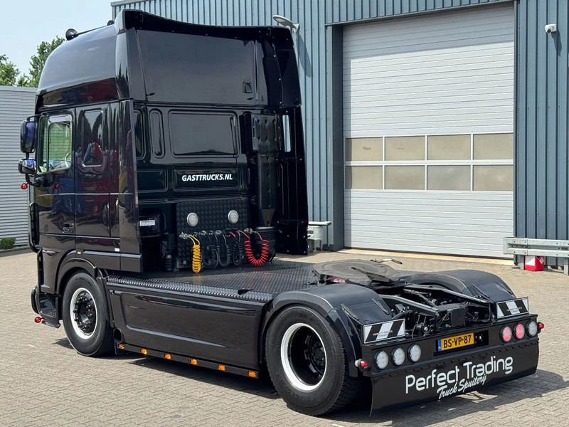 DAF XF 105.460 Super Space Cab Showtruck *TOP* - Tractor: foto 4 DAF XF 105.460 Super Space Cab Showtruck *TOP* - Tractor: foto 4