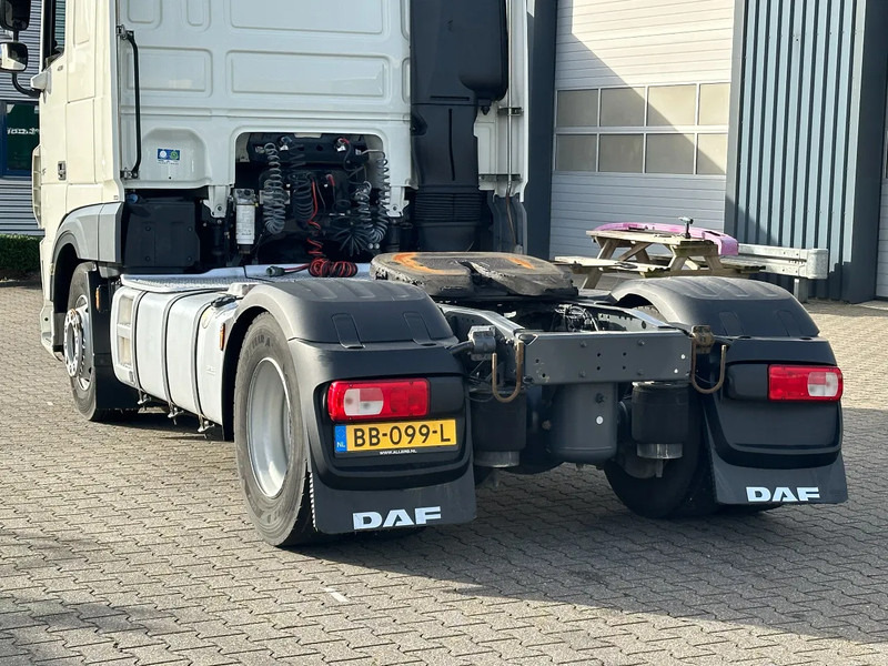 DAF XF 450 Super Space Cab Euro 6 - Tractor: foto 5 DAF XF 450 Super Space Cab Euro 6 - Tractor: foto 5