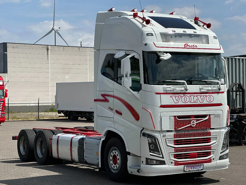 Volvo FH 16.750 6x4 Globe XL Chassis Retarder 4.30 Wb Full Air - Camião chassi: foto 2 Volvo FH 16.750 6x4 Globe XL Chassis Retarder 4.30 Wb Full Air - Camião chassi: foto 2
