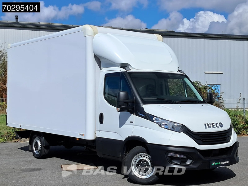 Carrinha de contentor Iveco Daily 35S16 Automatik Kastenwagen Hintertüren 160PS Klimaanlage Kamera Euro6 Möbelkasten 21m3 A/C: foto 5 Carrinha de contentor Iveco Daily 35S16 Automatik Kastenwagen Hintertüren 160PS Klimaanlage Kamera Euro6 Möbelkasten 21m3 A/C: foto 5