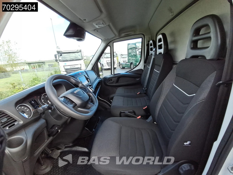 Carrinha de contentor Iveco Daily 35S16 Automatik Kastenwagen Hintertüren 160PS Klimaanlage Kamera Euro6 Möbelkasten 21m3 A/C: foto 11 Carrinha de contentor Iveco Daily 35S16 Automatik Kastenwagen Hintertüren 160PS Klimaanlage Kamera Euro6 Möbelkasten 21m3 A/C: foto 11