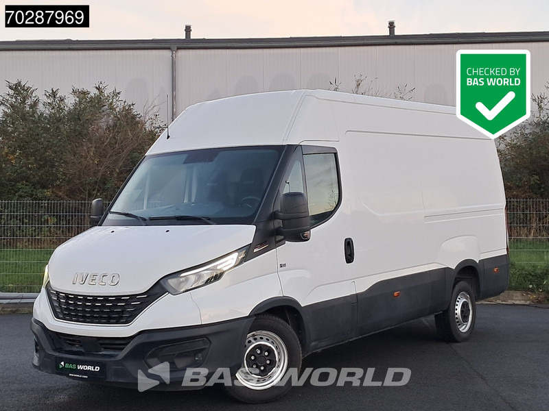 Iveco Daily 35S18 3.0L Automatik L2H2 3,5t AHK 180PS LED Navi Klima Tempomat Kamera Euro6 L2 12m3 A/C Towbar Cruise control - Furgão: foto 1 Iveco Daily 35S18 3.0L Automatik L2H2 3,5t AHK 180PS LED Navi Klima Tempomat Kamera Euro6 L2 12m3 A/C Towbar Cruise control - Furgão: foto 1