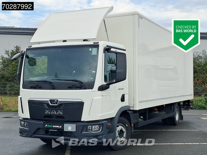 MAN TGL 12.250 4X2 12tonner LOW Mileage! 1500kg Ladebordwand Automatic Euro 6 - Camião furgão: foto 1 MAN TGL 12.250 4X2 12tonner LOW Mileage! 1500kg Ladebordwand Automatic Euro 6 - Camião furgão: foto 1