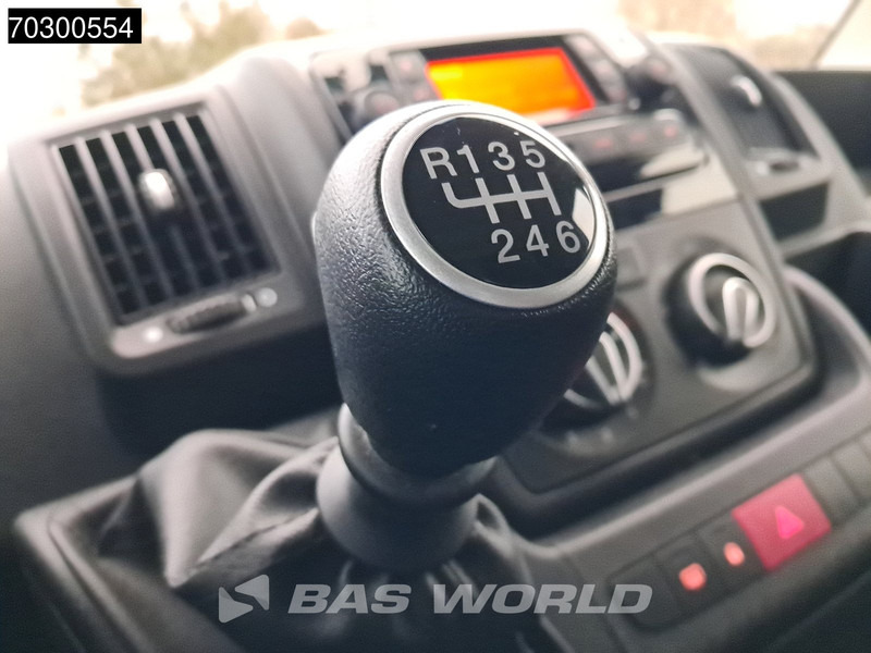 Carrinha de contentor Opel Movano 140PK Ladebordwand Koffer 140PS Klima Tempomat Kamera D'Hollandia Euro6 A/C Cruise control: foto 19 Carrinha de contentor Opel Movano 140PK Ladebordwand Koffer 140PS Klima Tempomat Kamera D'Hollandia Euro6 A/C Cruise control: foto 19