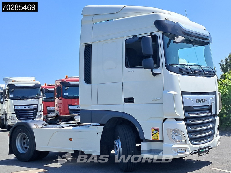 DAF XF 480 4X2 SC Standklima ACC LED - Tractor: foto 3 DAF XF 480 4X2 SC Standklima ACC LED - Tractor: foto 3