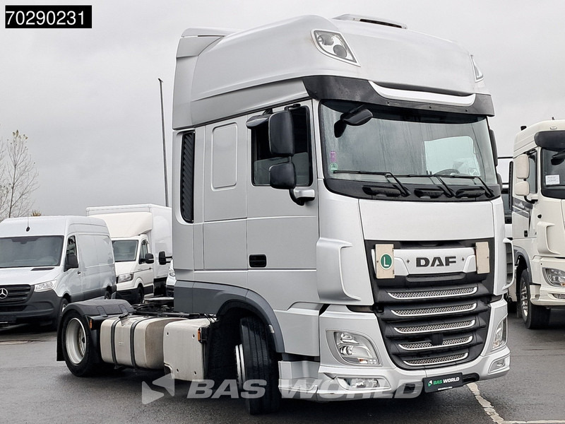 DAF XF 480 4X2 SSC Retarder Mega 2xTanks ACC LED Standklima Euro 6 - Tractor: foto 2 DAF XF 480 4X2 SSC Retarder Mega 2xTanks ACC LED Standklima Euro 6 - Tractor: foto 2