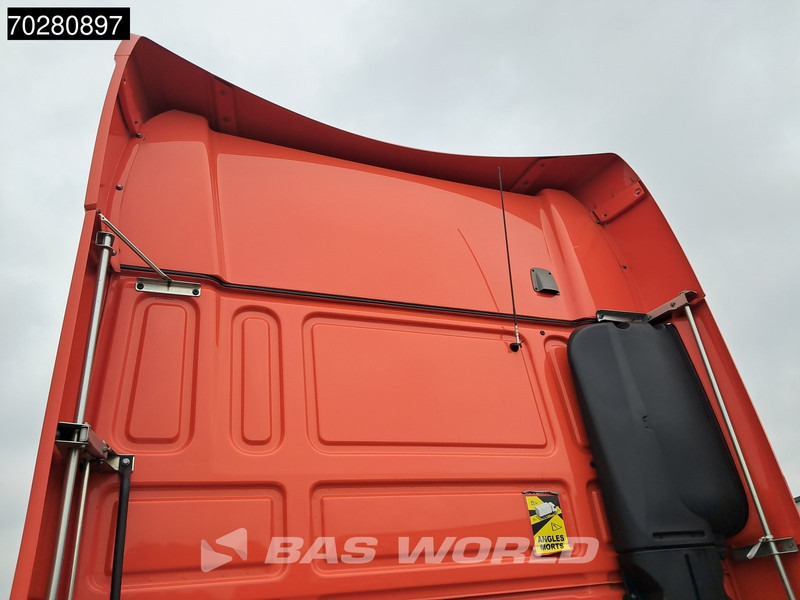 Tractor DAF XF 530 4X2 SSC Retarder 2x Tanks Standklima Navi ACC LED: foto 12