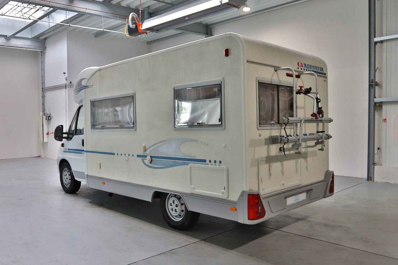 Adria Coral 590 DS / Festbett / Sehr gepflegt - Autocaravana perfilada: foto 3 Adria Coral 590 DS / Festbett / Sehr gepflegt - Autocaravana perfilada: foto 3