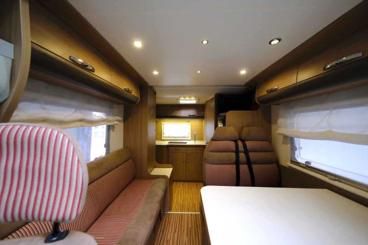 Autocaravana perfilada Adria Matrix Axess M 590 SG/Automatik/Hubbett/TOP: foto 9
