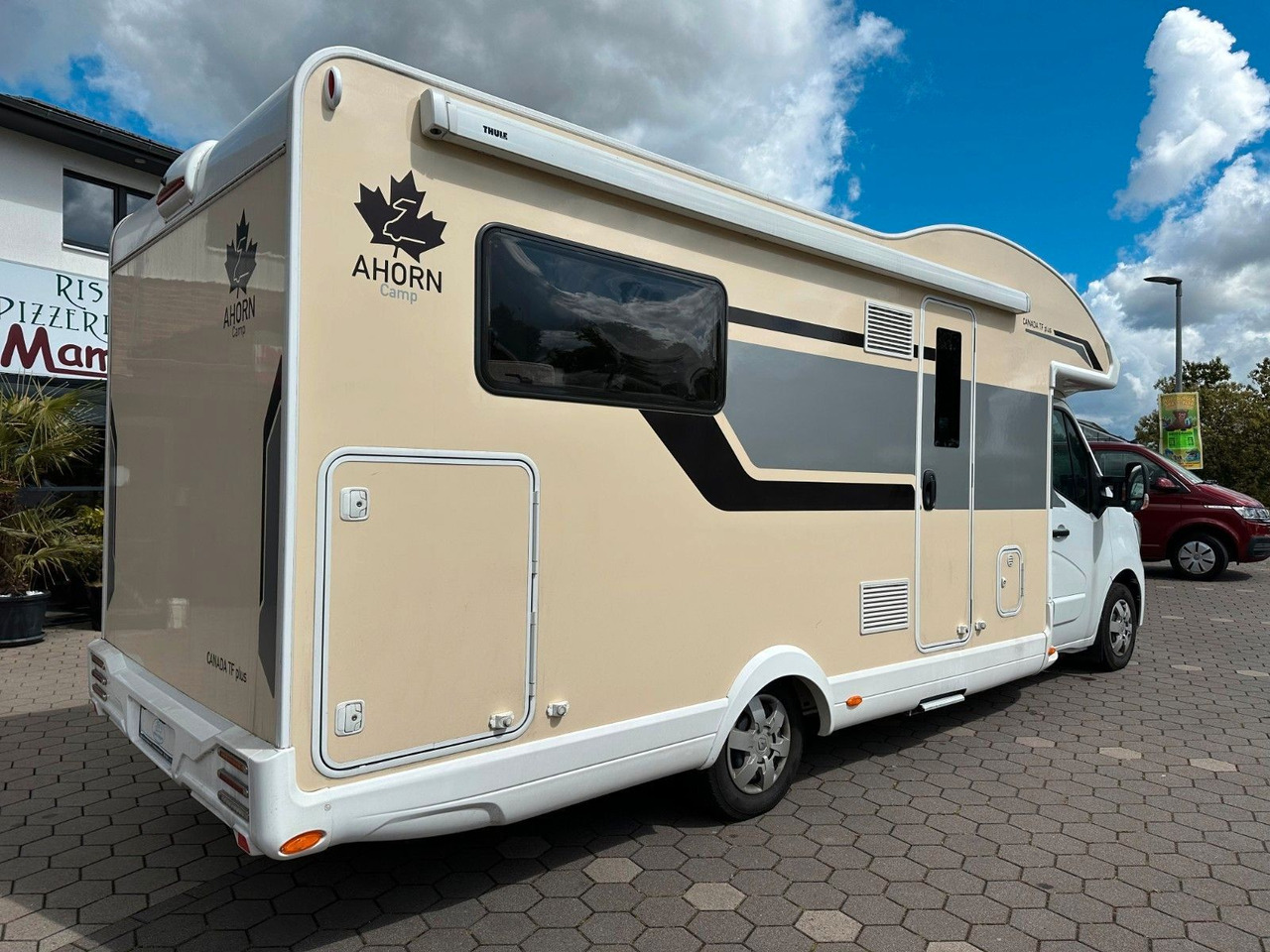 Ahorn Canada TF Plus /1. Hand / Einzelbetten / Hubbett - Autocaravana perfilada: foto 4 Ahorn Canada TF Plus /1. Hand / Einzelbetten / Hubbett - Autocaravana perfilada: foto 4