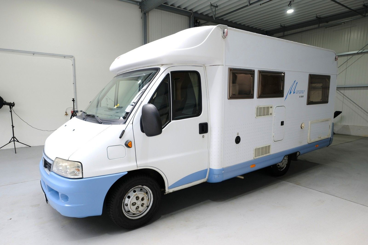 Bürstner Marano T 580/Festbett/Klimaanlage/sep.Dusche - Autocaravana perfilada: foto 2 Bürstner Marano T 580/Festbett/Klimaanlage/sep.Dusche - Autocaravana perfilada: foto 2