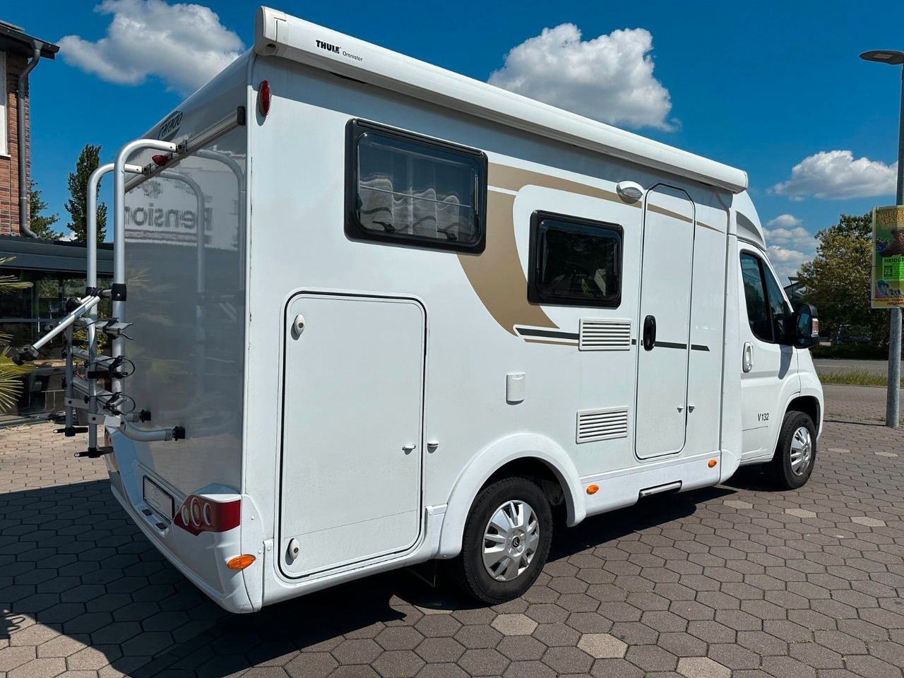Carado V 132/Festbett/Garage/Klima/Markise/Finanzierung - Autocaravana perfilada: foto 4 Carado V 132/Festbett/Garage/Klima/Markise/Finanzierung - Autocaravana perfilada: foto 4