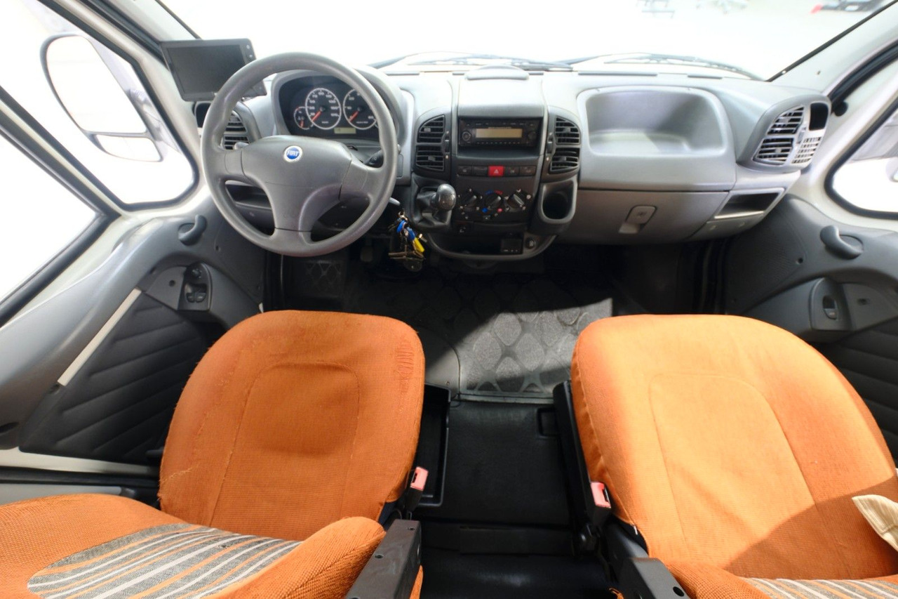 Eura Mobil A 600 HS/Rundsitzgruppe/Markise/dop.Boden/DPF - Autocaravana capucine: foto 5 Eura Mobil A 600 HS/Rundsitzgruppe/Markise/dop.Boden/DPF - Autocaravana capucine: foto 5