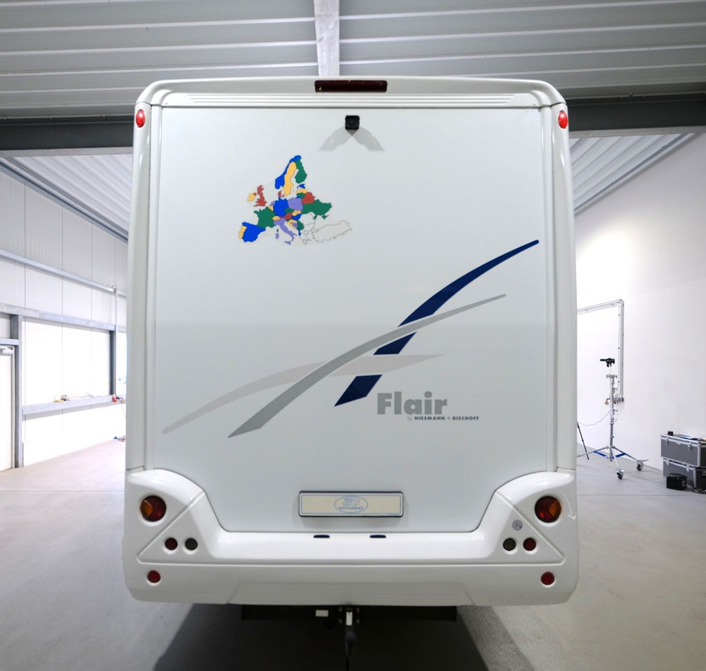 Niesmann + Bischoff Flair I 8000 EB / Automatik / Einzelbetten / TOP - Autocaravana integral: foto 5 Niesmann + Bischoff Flair I 8000 EB / Automatik / Einzelbetten / TOP - Autocaravana integral: foto 5