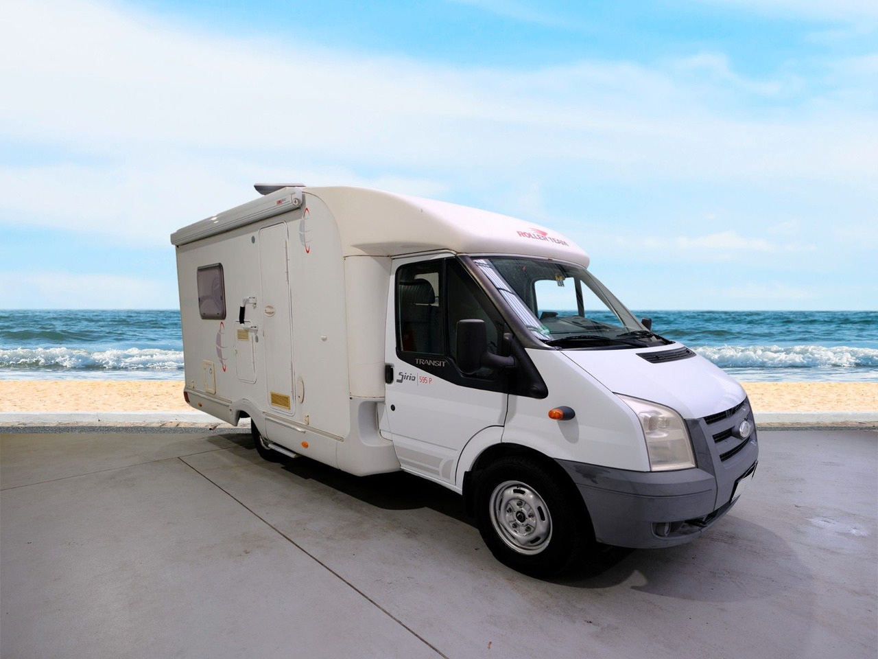 Roller Team Sirio 595 P/Festbett/Solar/Klima/Markise Roller Team Sirio 595 P/Festbett/Solar/Klima/Markise - Autocaravana perfilada: foto 1 Roller Team Sirio 595 P/Festbett/Solar/Klima/Markise Roller Team Sirio 595 P/Festbett/Solar/Klima/Markise - Autocaravana perfilada: foto 1