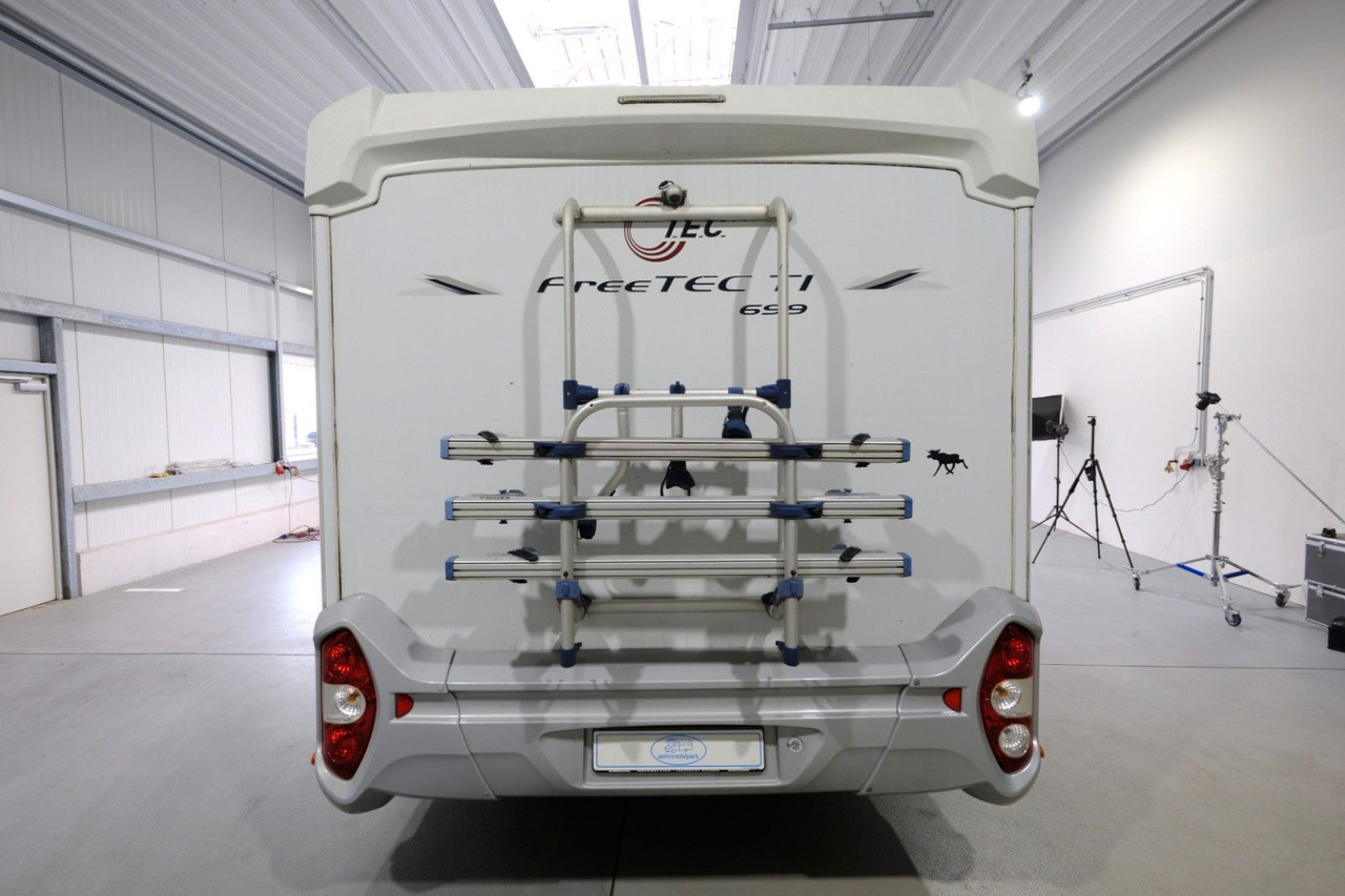 TEC Freetec T 699 G/Festbett/Garage/2xKlima/Markise - Autocaravana perfilada: foto 5 TEC Freetec T 699 G/Festbett/Garage/2xKlima/Markise - Autocaravana perfilada: foto 5