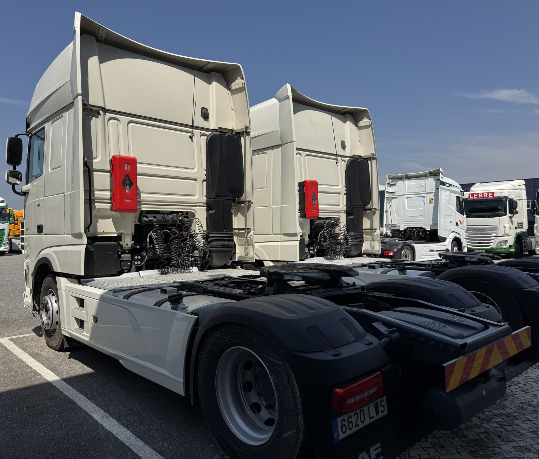DAF XF 530 - Tractor: foto 4 DAF XF 530 - Tractor: foto 4