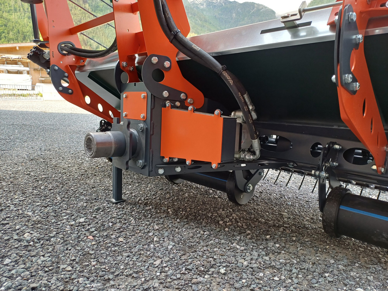 Agrartechnik Seeber Allroundmax 195 Aebi (23793) - Máquina para produção de feno: foto 5 Agrartechnik Seeber Allroundmax 195 Aebi (23793) - Máquina para produção de feno: foto 5