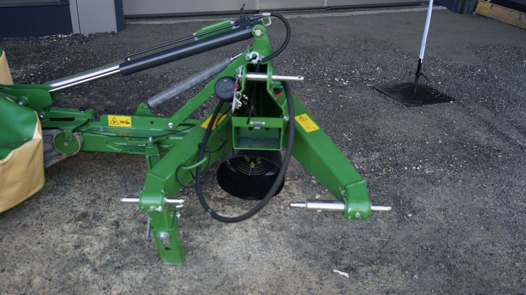 Krone ActiveMow R240 (20695) - Gadanheira: foto 3 Krone ActiveMow R240 (20695) - Gadanheira: foto 3