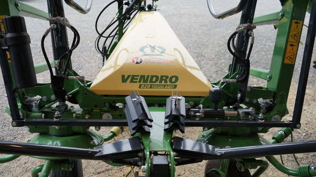 Krone Vendro 820 Highland (20723) - Ancinho enleirador: foto 5 Krone Vendro 820 Highland (20723) - Ancinho enleirador: foto 5