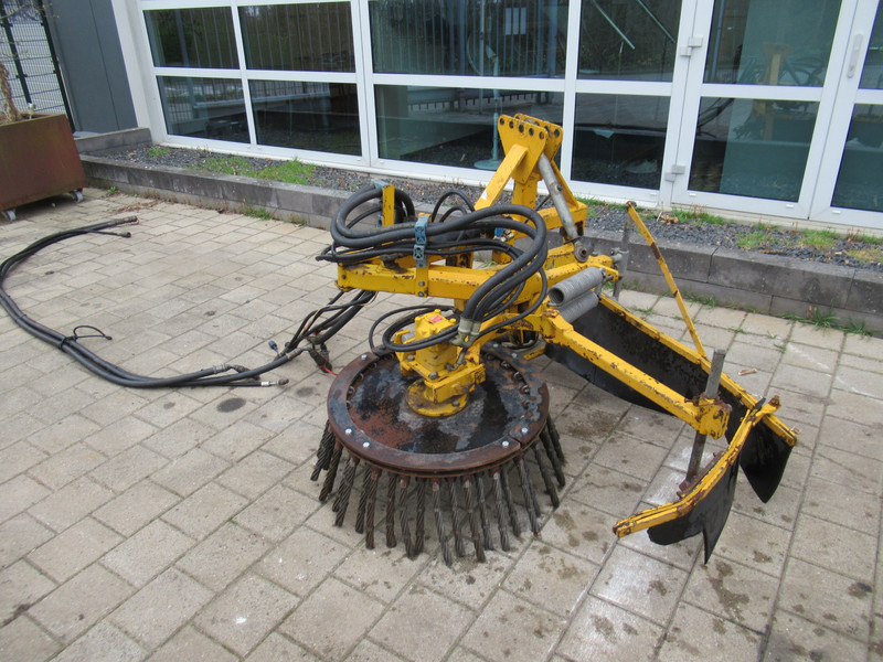 HWH RH-25315 Onkruidborstel Zwaar + HYDRO unit - Varredora urbana: foto 2 HWH RH-25315 Onkruidborstel Zwaar + HYDRO unit - Varredora urbana: foto 2