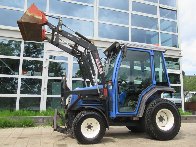 Iseki TF321H 4x4 + Cabine + Voorlader + Fronthef - Trator: foto 3 Iseki TF321H 4x4 + Cabine + Voorlader + Fronthef - Trator: foto 3
