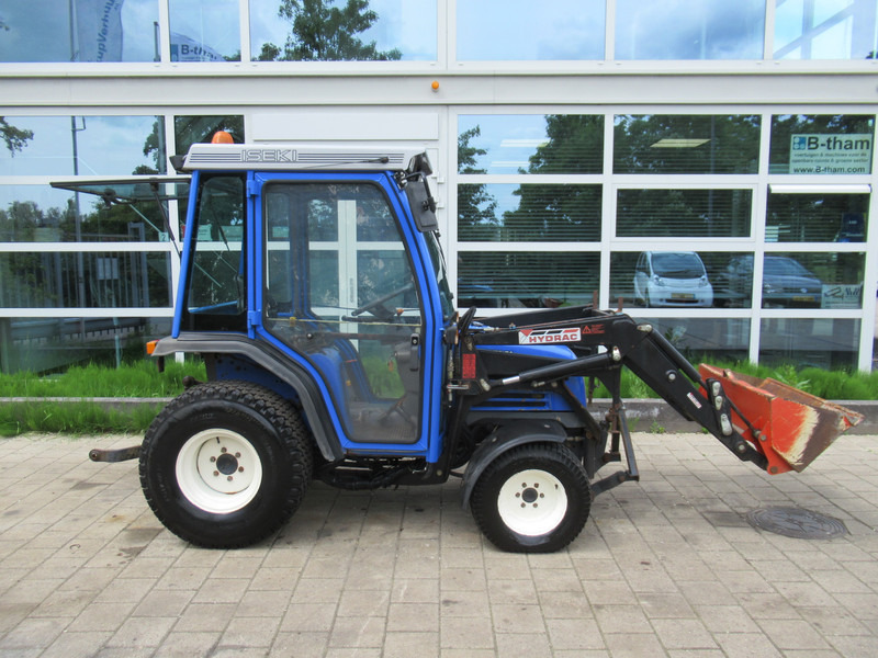 Iseki TF321H 4x4 + Cabine + Voorlader + Fronthef - Trator: foto 5 Iseki TF321H 4x4 + Cabine + Voorlader + Fronthef - Trator: foto 5
