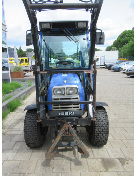 Iseki TF321H 4x4 + Cabine + Voorlader + Fronthef - Trator: foto 4 Iseki TF321H 4x4 + Cabine + Voorlader + Fronthef - Trator: foto 4