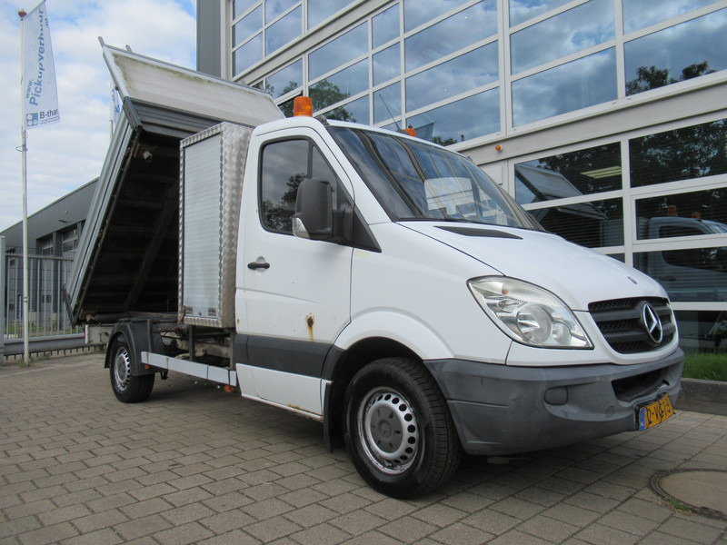 Mercedes-Benz Sprinter 310 2.2 CDI 70KW 366 3-Z./S./W. Kipper Tipper - Carrinha basculante: foto 4 Mercedes-Benz Sprinter 310 2.2 CDI 70KW 366 3-Z./S./W. Kipper Tipper - Carrinha basculante: foto 4