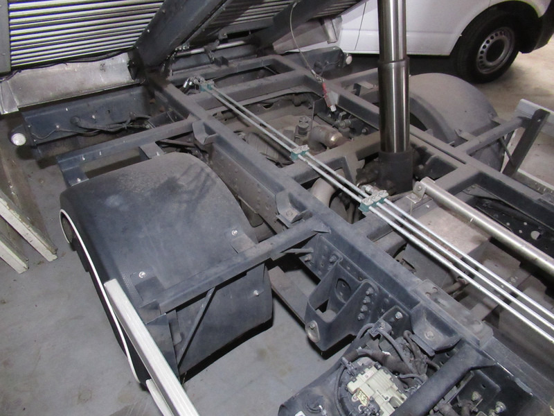 Mitsubishi Canter FUSO 3C13 3.0 DI 280 Zijlader - Carrinha basculante: foto 5 Mitsubishi Canter FUSO 3C13 3.0 DI 280 Zijlader - Carrinha basculante: foto 5