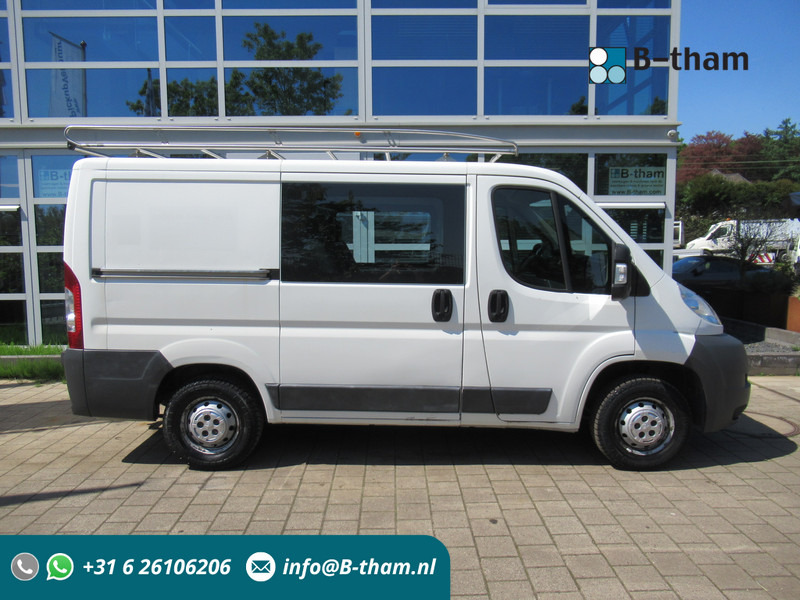 Peugeot Boxer 30 2.2HDi DOKA Dubbelcabine AIRCO - Carrinha de contentor, Carrinha cabine dupla: foto 1 Peugeot Boxer 30 2.2HDi DOKA Dubbelcabine AIRCO - Carrinha de contentor, Carrinha cabine dupla: foto 1