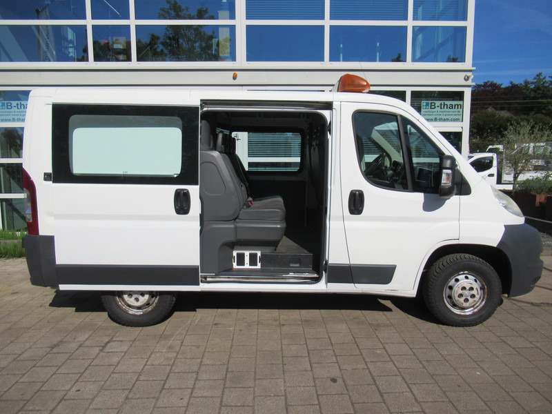 Peugeot Boxer 330 2.2 HDI 96KW L1H1 DOKA Dubbelcabine AIRCO P+ - Furgão compacto, Carrinha cabine dupla: foto 5 Peugeot Boxer 330 2.2 HDI 96KW L1H1 DOKA Dubbelcabine AIRCO P+ - Furgão compacto, Carrinha cabine dupla: foto 5