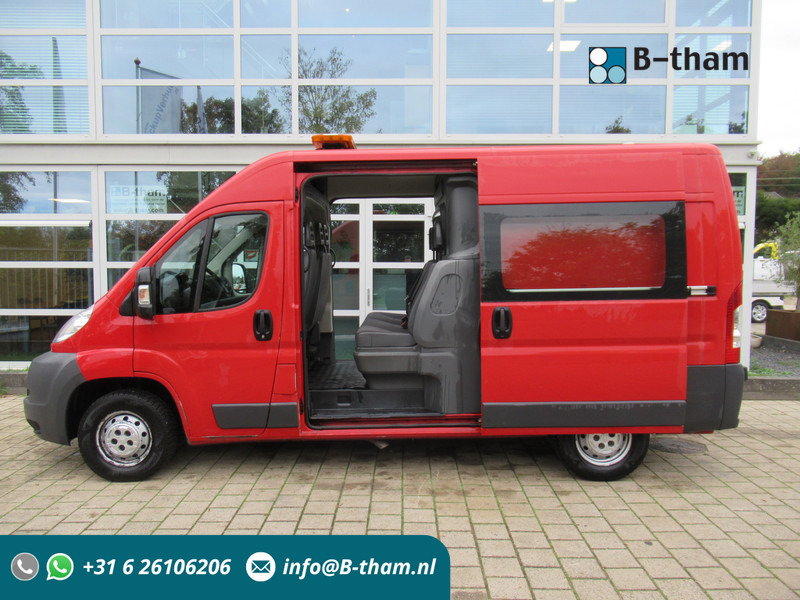 Peugeot Boxer 330 2.2 HDI L2H2 P+ DOKA Dubbelcabine - Furgão compacto, Carrinha cabine dupla: foto 1 Peugeot Boxer 330 2.2 HDI L2H2 P+ DOKA Dubbelcabine - Furgão compacto, Carrinha cabine dupla: foto 1