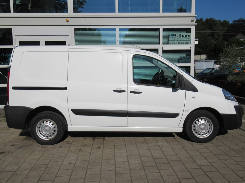 Peugeot Expert 227 1.6 HDI L1H1 P+ 3-zit ! Top Staat ! AIRCO - Furgão compacto: foto 3 Peugeot Expert 227 1.6 HDI L1H1 P+ 3-zit ! Top Staat ! AIRCO - Furgão compacto: foto 3