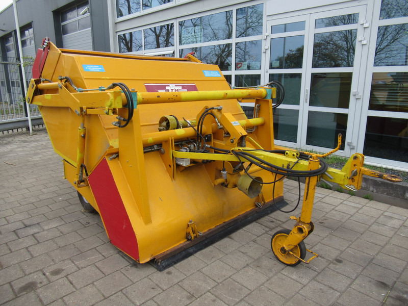 STH HK 1800 Maai / Veeg / Zuigmachine - Motocultivador: foto 2 STH HK 1800 Maai / Veeg / Zuigmachine - Motocultivador: foto 2