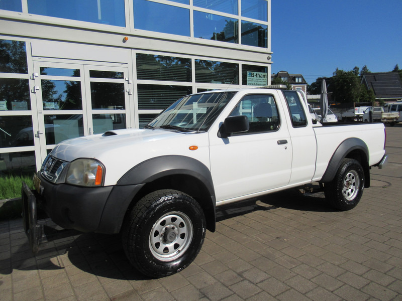 Nissan Navara 2.5 DTi King Cab 4-L.Lux. 1,5CAB PICK-UP - Veículo comercial: foto 2 Nissan Navara 2.5 DTi King Cab 4-L.Lux. 1,5CAB PICK-UP - Veículo comercial: foto 2