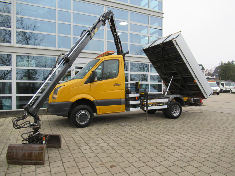 Volkswagen Crafter 50 2.5TDI 80KW HIAB 033 B-2 + Kipper Tipper - Camião basculante, Camião grua: foto 3 Volkswagen Crafter 50 2.5TDI 80KW HIAB 033 B-2 + Kipper Tipper - Camião basculante, Camião grua: foto 3