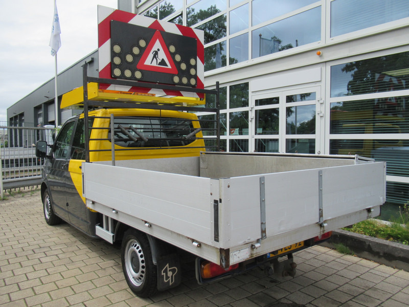 Volkswagen Transporter T5 2.0 TDI 75KW L2 DOKA dubbelcabine Kipper Actiebord - Carrinha basculante, Carrinha cabine dupla: foto 2 Volkswagen Transporter T5 2.0 TDI 75KW L2 DOKA dubbelcabine Kipper Actiebord - Carrinha basculante, Carrinha cabine dupla: foto 2