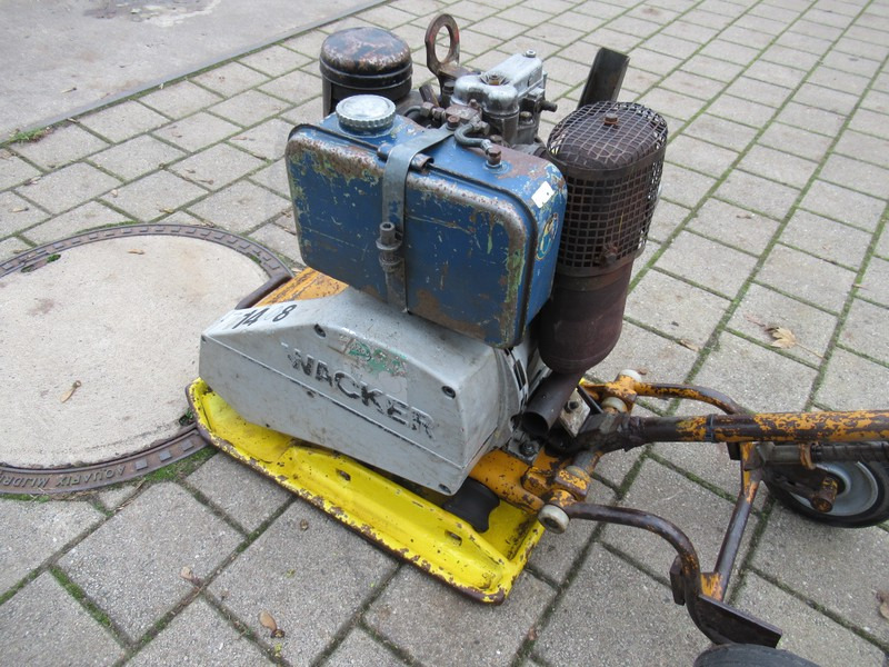 Wacker - Hatz DPS Trilplaat ES 75-2275, 4,1KW - Placas vibratórias: foto 5 Wacker - Hatz DPS Trilplaat ES 75-2275, 4,1KW - Placas vibratórias: foto 5