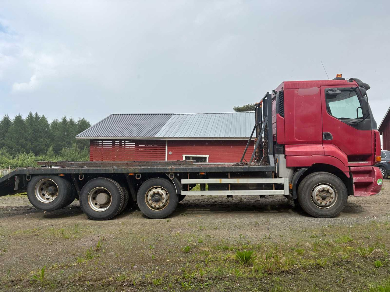 Machine transporter Sisu E12M 11.9 - Camião transporte de veículos: foto 5 Machine transporter Sisu E12M 11.9 - Camião transporte de veículos: foto 5