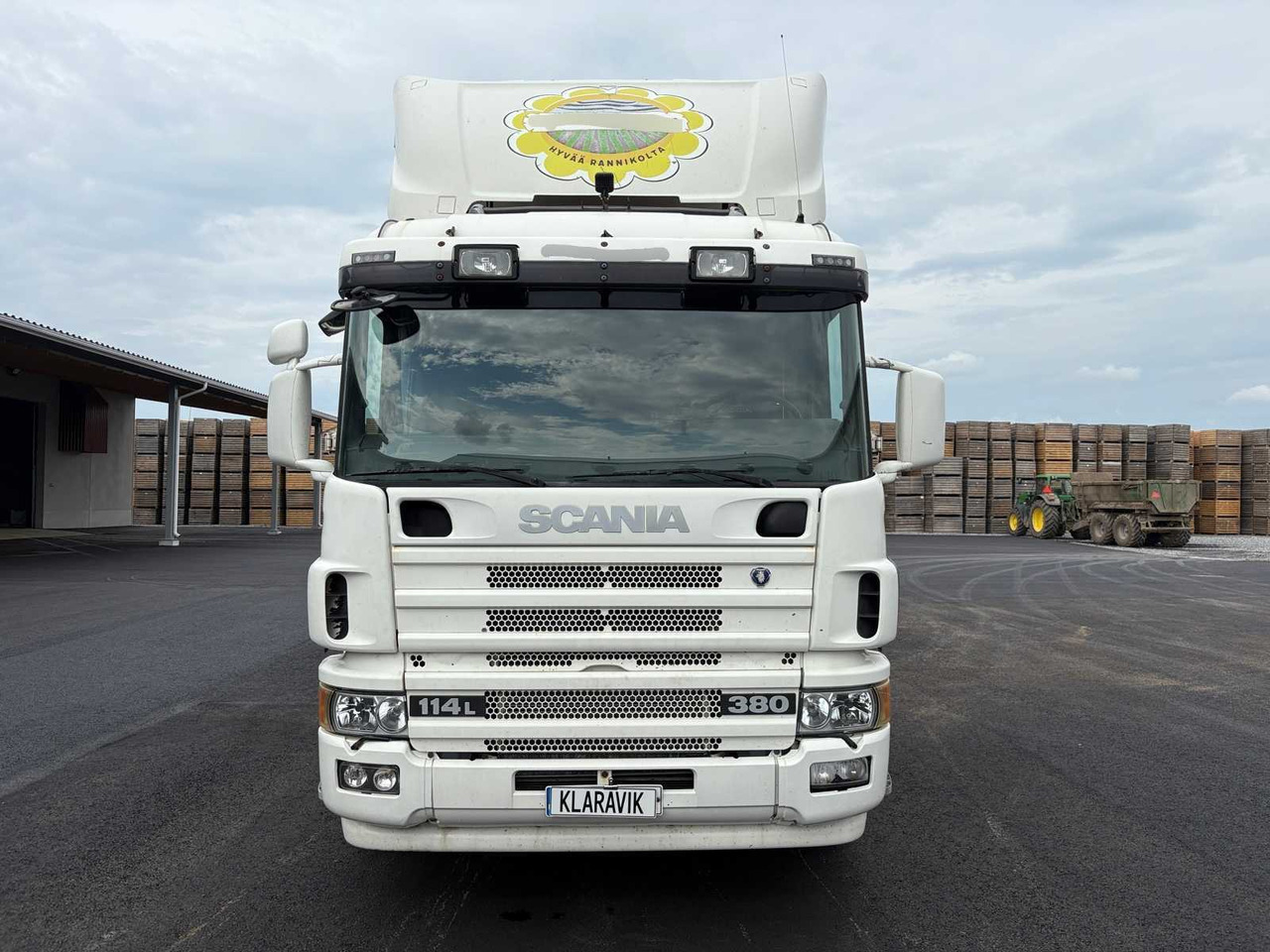 SCANIA 114L truck - Camião furgão: foto 2 SCANIA 114L truck - Camião furgão: foto 2