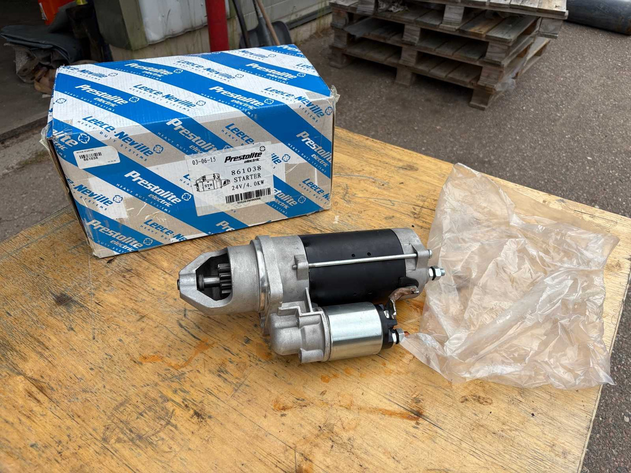 Starter motor Prestolite - Motor de arranque: foto 1 Starter motor Prestolite - Motor de arranque: foto 1