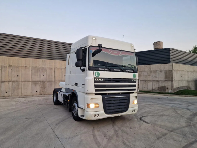 DAF XF 106.460 - Tractor de terminal: foto 3 DAF XF 106.460 - Tractor de terminal: foto 3