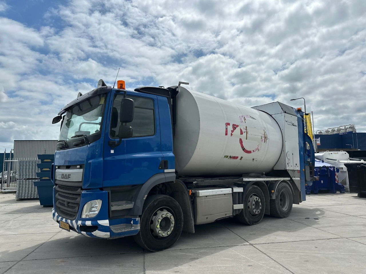 DAF CF 290 FAG - Caminhão de lixo: foto 1 DAF CF 290 FAG - Caminhão de lixo: foto 1