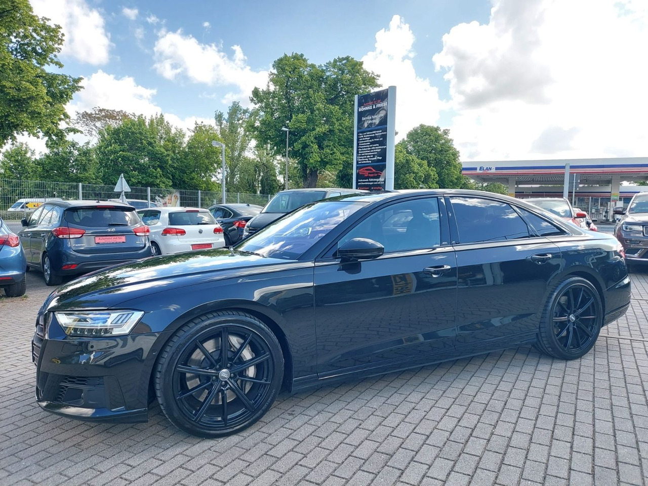 Audi A8 60 TDI quattro LED VOLL HEAD UP B&O VOLL VOL - Sedan: foto 3 Audi A8 60 TDI quattro LED VOLL HEAD UP B&O VOLL VOL - Sedan: foto 3