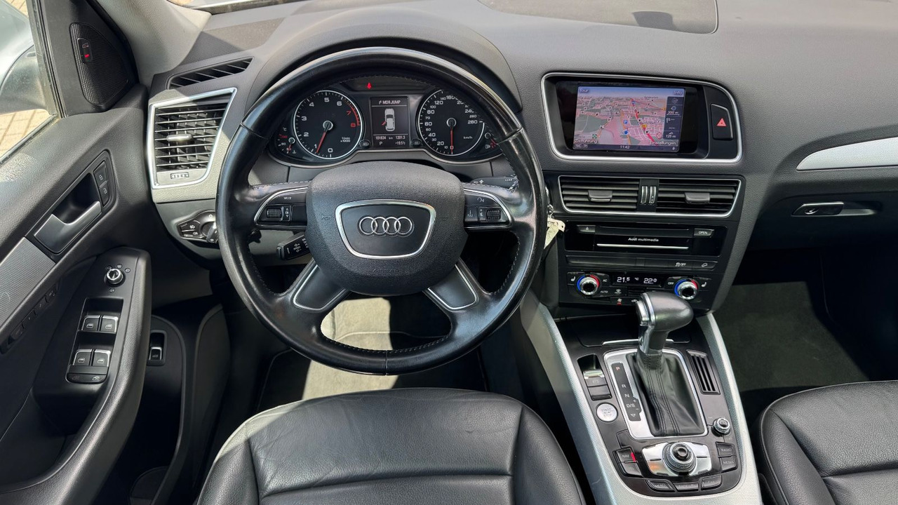 Audi Q5 2.0 TFSI tiptronic quattro Leder Xenon Pano - SUV: foto 2 Audi Q5 2.0 TFSI tiptronic quattro Leder Xenon Pano - SUV: foto 2