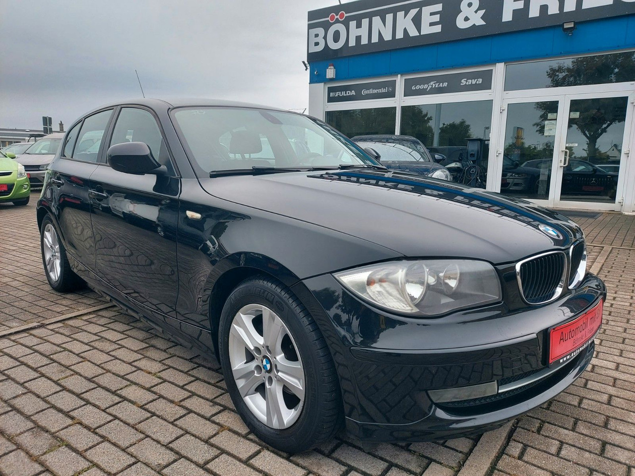 BMW 116 Baureihe 1 Lim. 116d Klima Sitzheizung - Sedan: foto 1 BMW 116 Baureihe 1 Lim. 116d Klima Sitzheizung - Sedan: foto 1