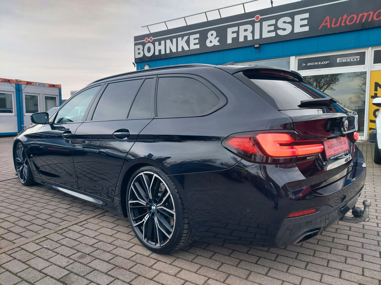 BMW 540 5 Touring xDrive M Sport Pro Pano H&K Massag - Carrinha: foto 5 BMW 540 5 Touring xDrive M Sport Pro Pano H&K Massag - Carrinha: foto 5