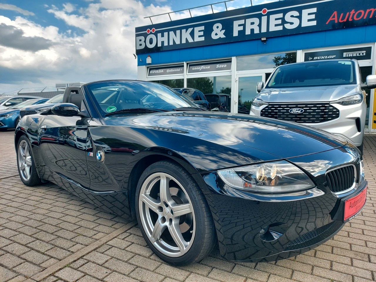 BMW Z4 2.2i Roadster Cabrio M-Sport Klima Sitzheiz - Automóvel: foto 1 BMW Z4 2.2i Roadster Cabrio M-Sport Klima Sitzheiz - Automóvel: foto 1