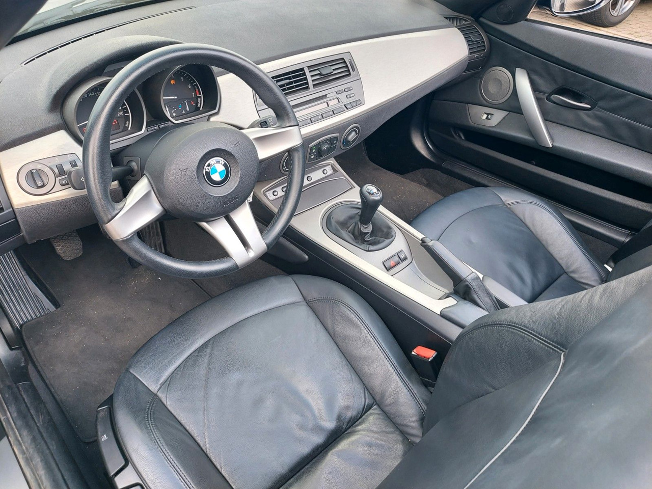 Automóvel BMW Z4 2.2i Roadster Cabrio M-Sport Klima Sitzheiz: foto 8